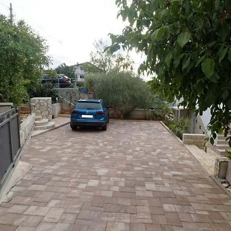 App Marin Apartament *