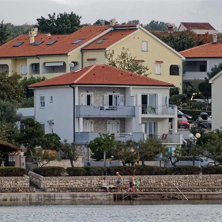 App Marin Apartman *