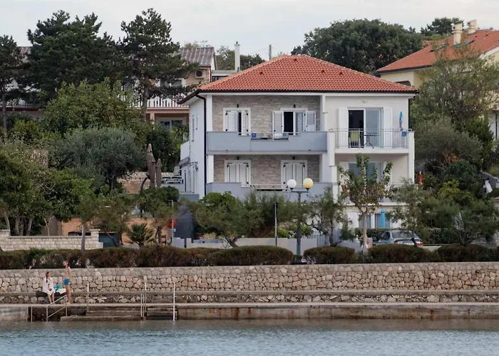 Apartman App Marin *